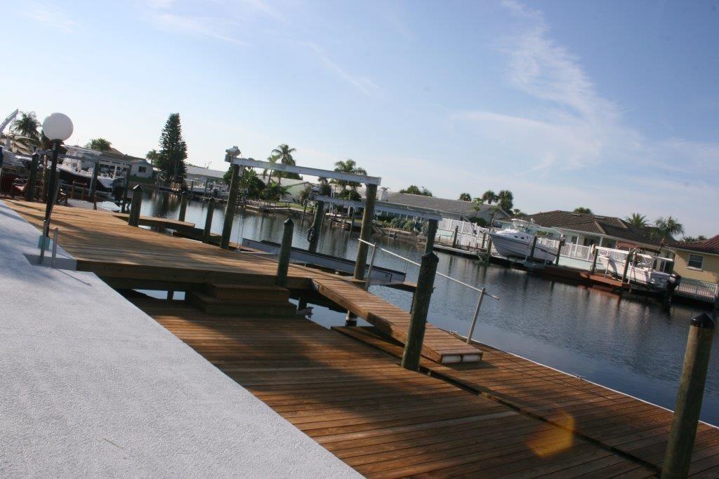 Canal Front Gulf Harbor Home Beautiful Home New Port Richey Exterior photo